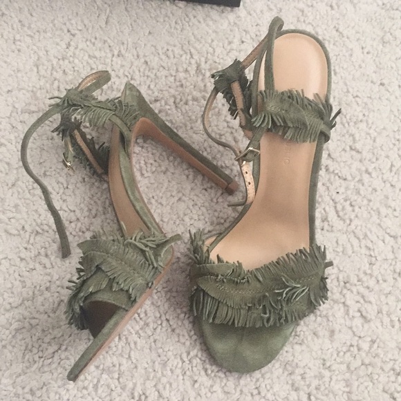 Banana Republic Bryn Feather-Fringe Heels in 7.5 - Picture 8 of 8